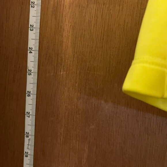 ❤️‍🔥❤️‍🔥🐻Size L - Danskin Now - Bright Yellow Short Sleeve Activewear Tee - Picture 5 of 5